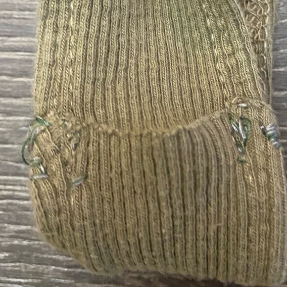 Black & green body suits by Guess - Picture 10 of 10